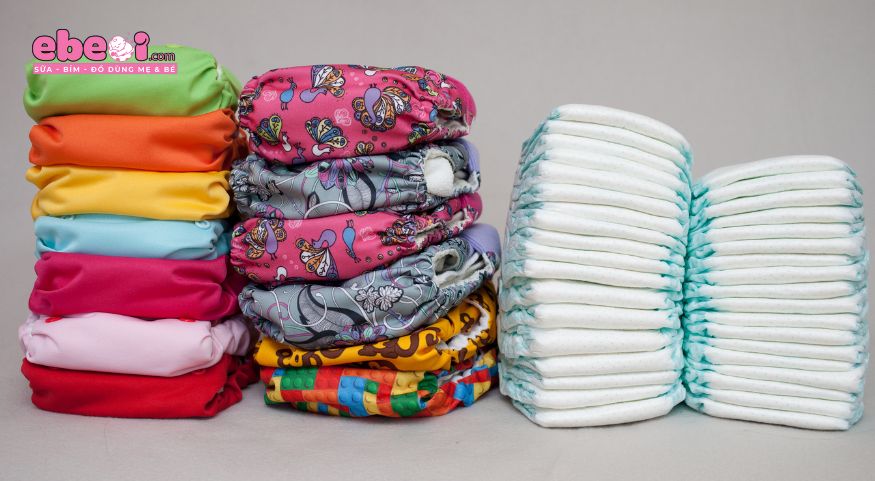 Dùng quần training, tã vải và lót chống thấm