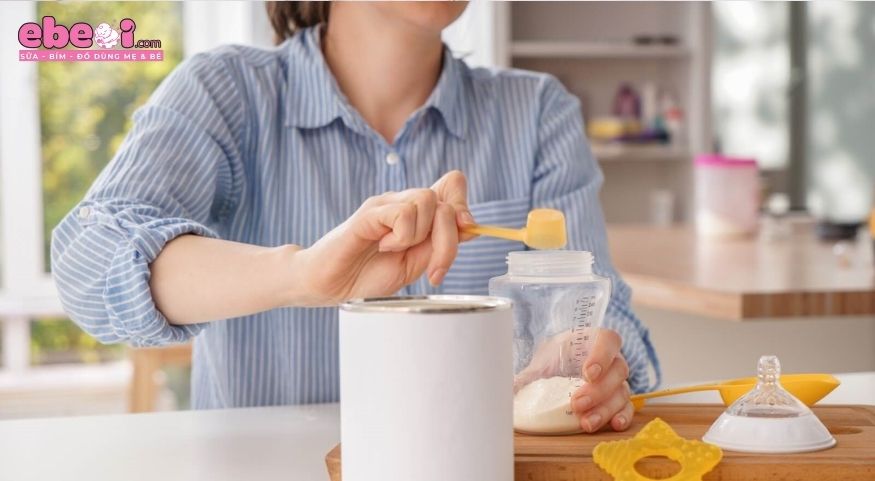 Cách pha sữa công thức đúng chuẩn qua vệ sinh tay và dụng cụ